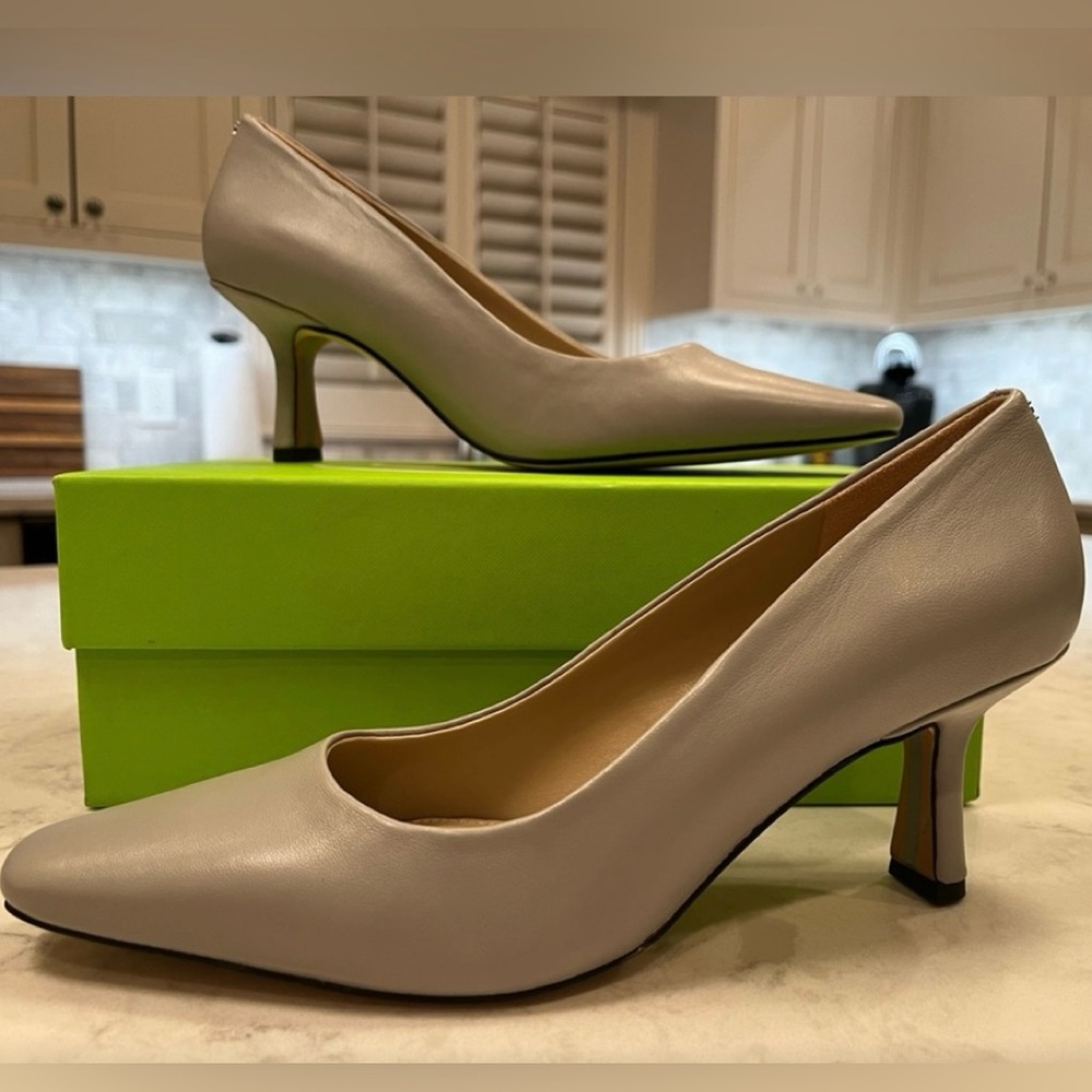 NIB Sam Edelman Rika Kitten Heel Pumps in Pebble Beige/Grey Leather Size 7.5